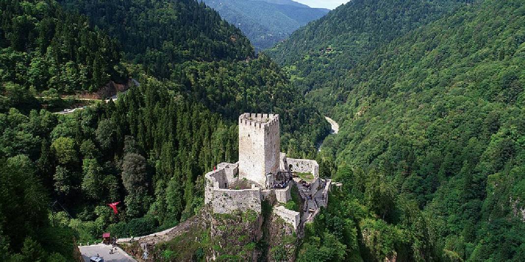 2025’te ziyaretçi rekoru kırdı! Avrupalılar Türkiye’de bu dağa akın ediyor: 181.446 kişi geldi 2